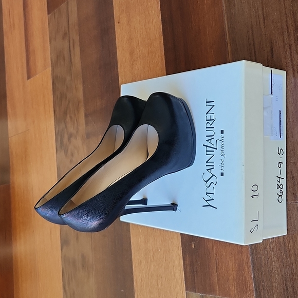 New Yves Saint Laurent Tribute Pump - Picture 5 of 6